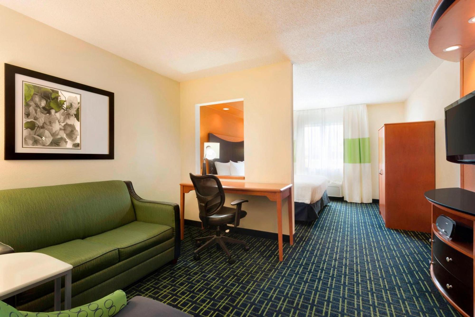 Fairfield Inn & Suites By Marriott שמפיין מראה חיצוני תמונה