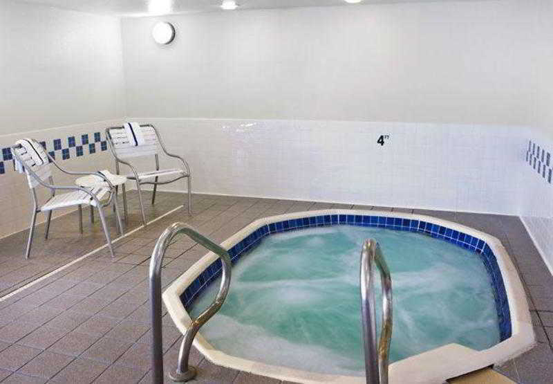 Fairfield Inn & Suites By Marriott שמפיין מראה חיצוני תמונה